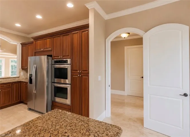 2915 Coco Lakes Dr, Naples, Florida 34105