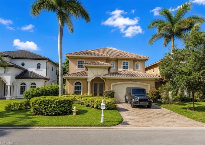 2915 Coco Lakes Dr, Naples, Florida 34105