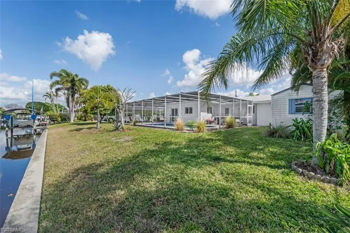 4625 Forest Glen Dr, North Fort Myers, Florida 33903