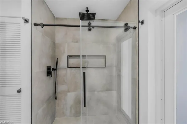 4625 Forest Glen Dr, North Fort Myers, Florida 33903