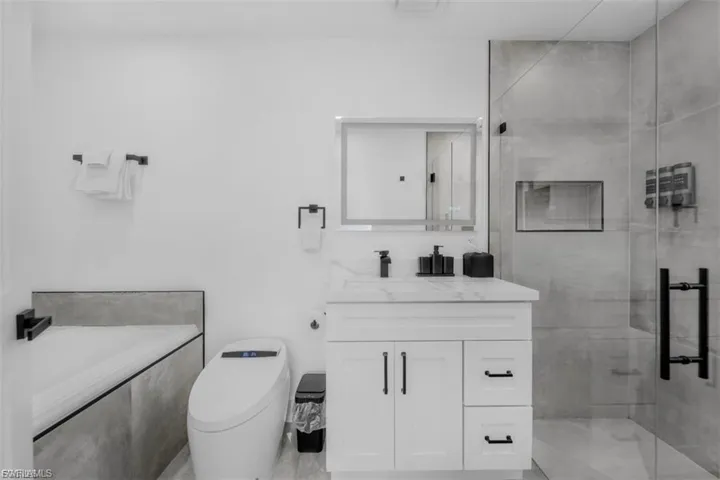 4625 Forest Glen Dr, North Fort Myers, Florida 33903