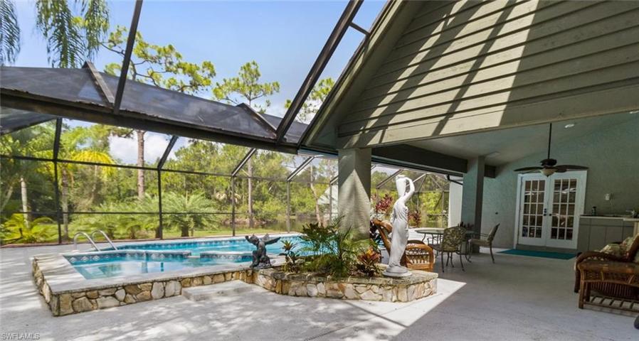Screened lanai
