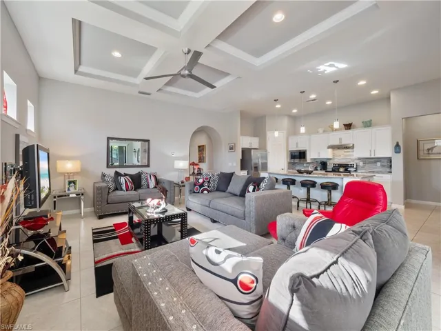 12651  Lonsdale  TER, Fort Myers, FL 33913