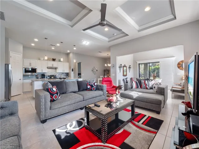 12651  Lonsdale  TER, Fort Myers, FL 33913
