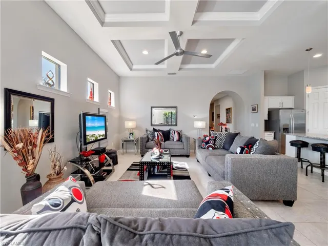 12651  Lonsdale  TER, Fort Myers, FL 33913