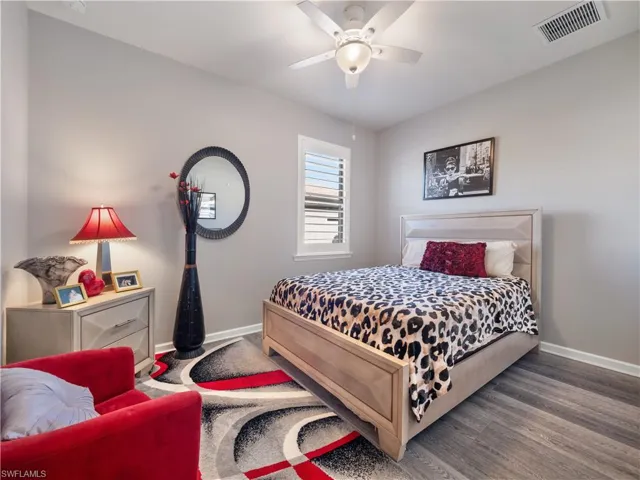 12651  Lonsdale  TER, Fort Myers, FL 33913