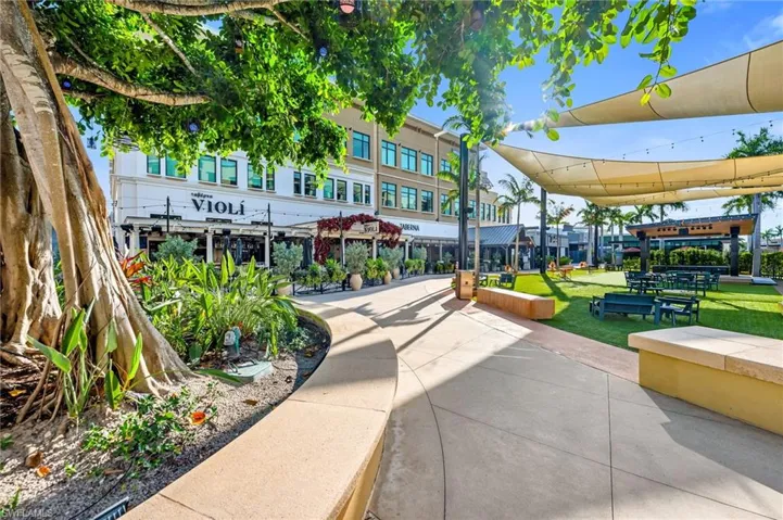 Vibrant resturants and out door events only steps away