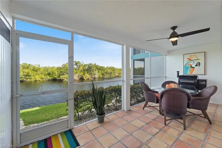 1375  Mainsail  DR, Naples, FL 34114