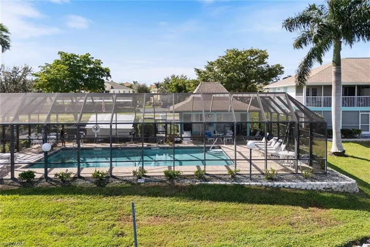 1375  Mainsail  DR, Naples, FL 34114