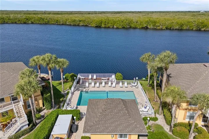 1375  Mainsail  DR, Naples, FL 34114