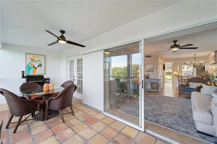 1375  Mainsail  DR, Naples, FL 34114