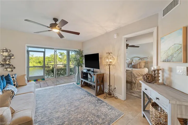1375  Mainsail  DR, Naples, FL 34114