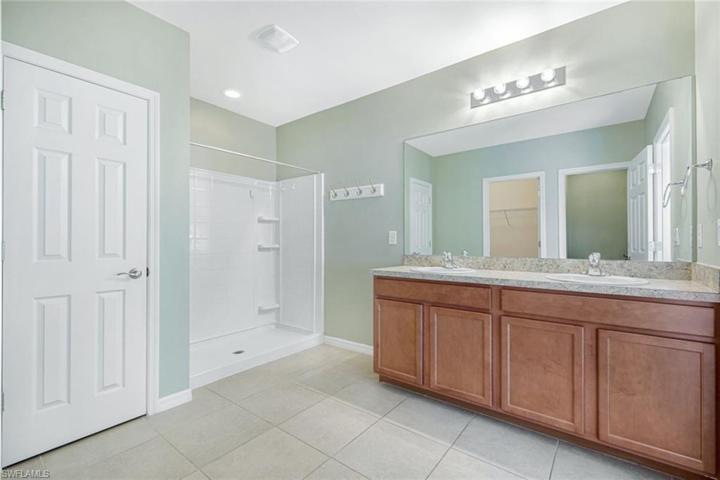 2114 SW 12th TER, CAPE CORAL FL 33991