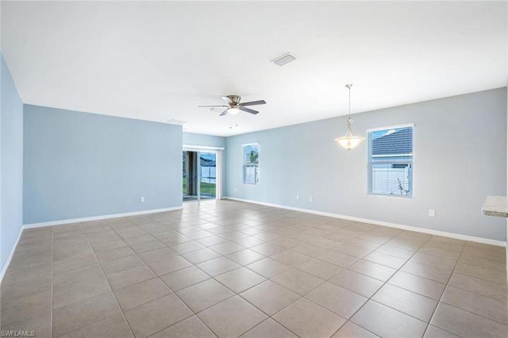 2114 SW 12th TER, CAPE CORAL FL 33991
