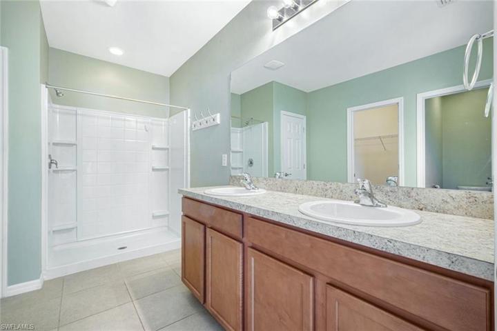 2114 SW 12th TER, CAPE CORAL FL 33991