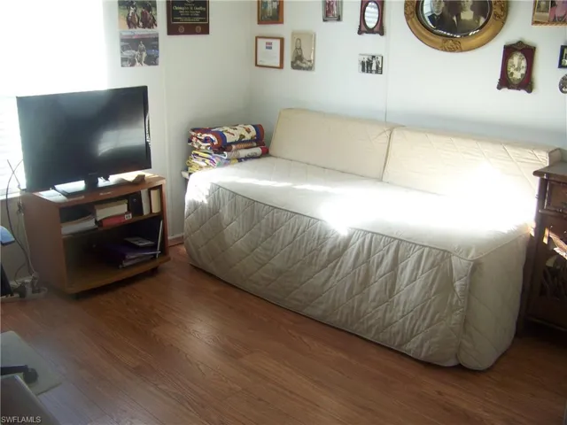 Guest bedroom #2, used by Sellers for office and guest room.