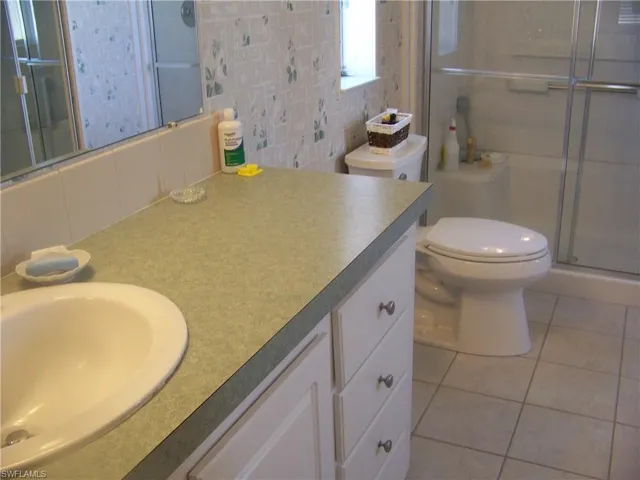 Spacious master bathroom
