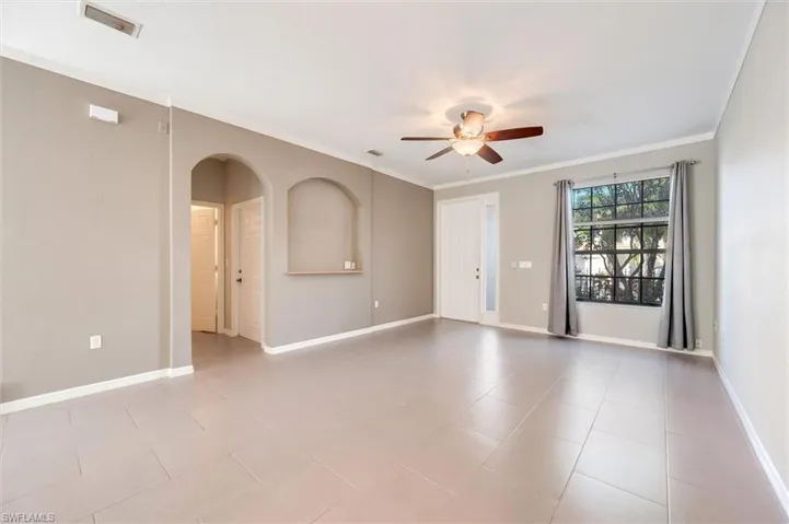 7392  Bristol  CIR, Naples, FL 34120