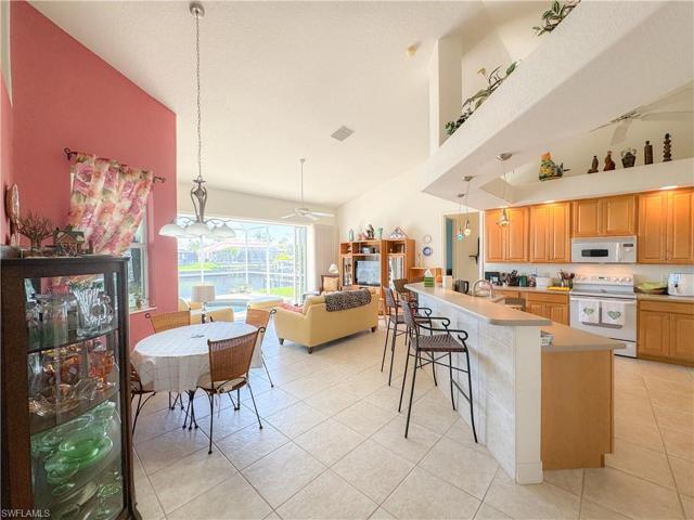 2219 SE 20th  AVE, Cape Coral, FL 33990
