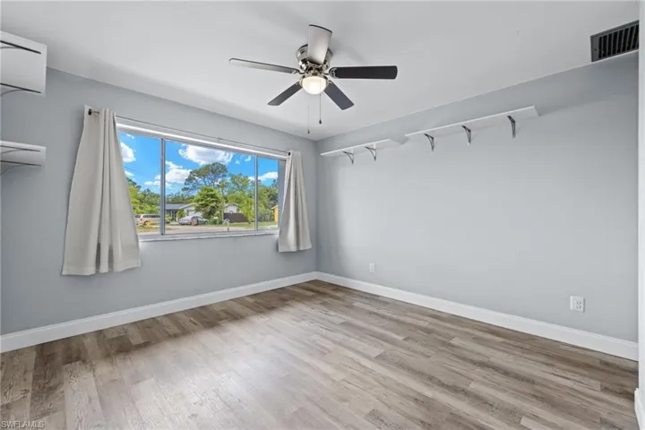 655 NE 15th  CT, Cape Coral, FL 33909