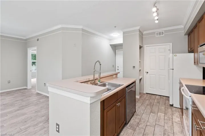 11561 Villa Grand 716, Fort Myers, Florida 33913