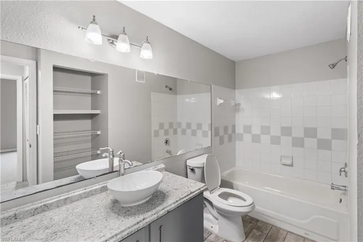11561 Villa Grand 716, Fort Myers, Florida 33913
