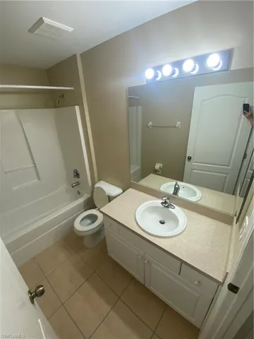 4001 10th St Sw, Lehigh Acres, Florida 33976