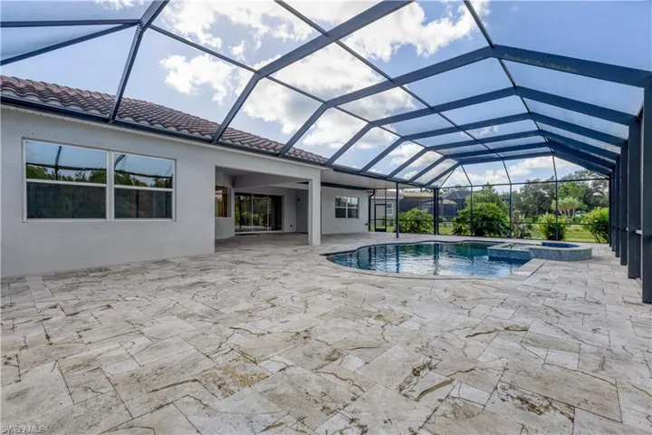 614 165th St E, Bradenton, Florida 34212