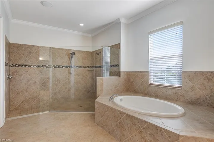 614 165th St E, Bradenton, Florida 34212