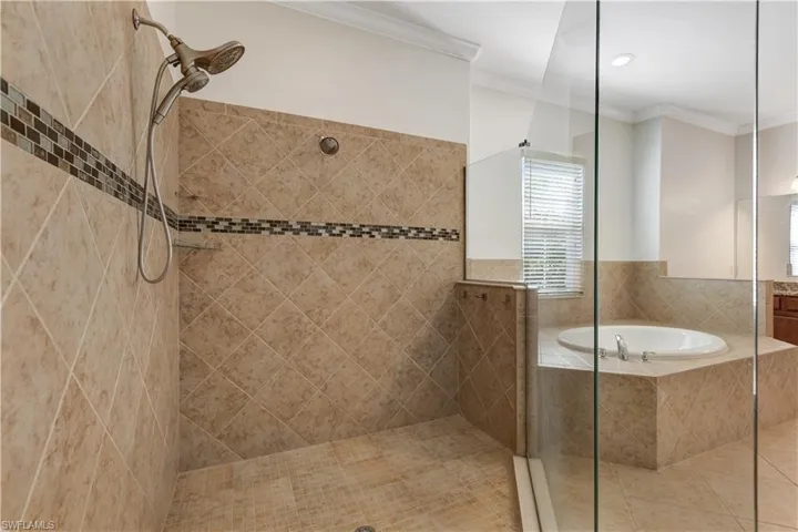 614 165th St E, Bradenton, Florida 34212