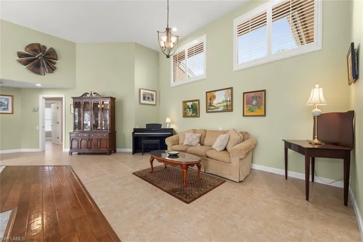 15241  Tweedale  CIR, Fort Myers, FL 33912