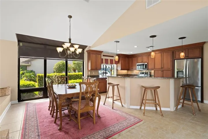 15241  Tweedale  CIR, Fort Myers, FL 33912