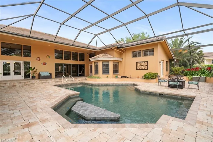 15241  Tweedale  CIR, Fort Myers, FL 33912