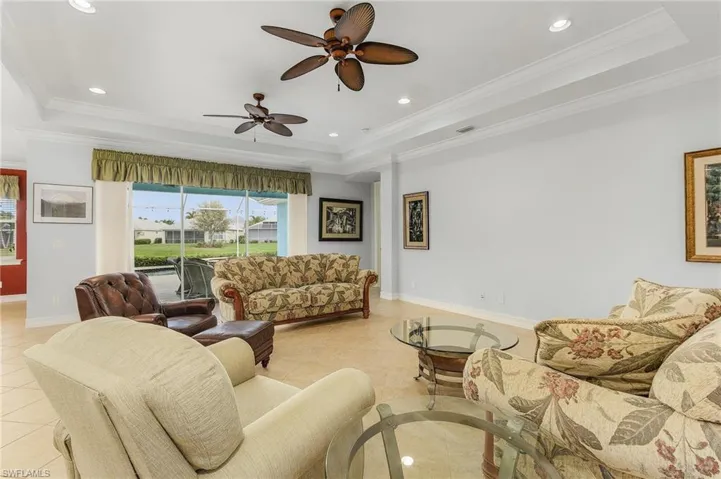 2625 Stonyhill CT, CAPE CORAL FL 33991