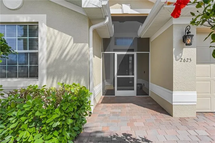 2625 Stonyhill CT, CAPE CORAL FL 33991
