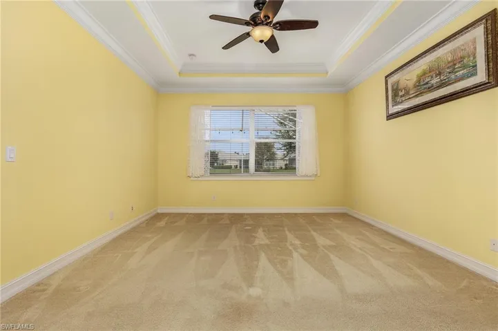 VERY SPACIOUS MASTER BEDROOM