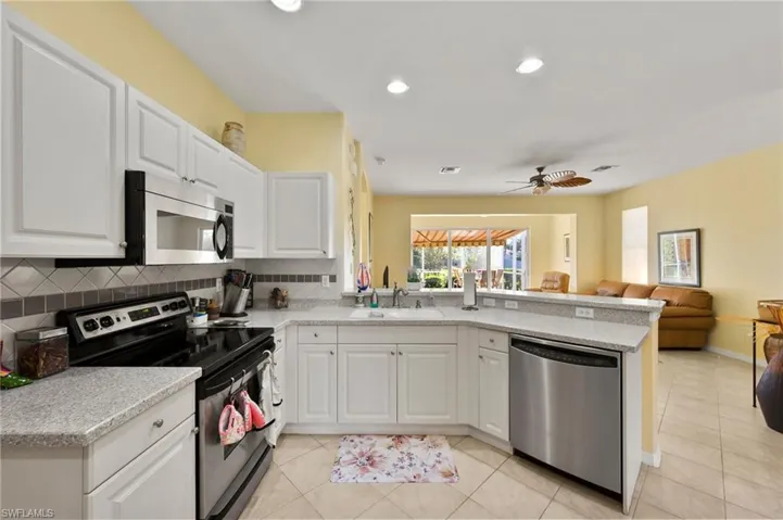 10523 Diamante Way, Fort Myers, Florida 33913