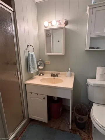 Master bath, walk-in shower