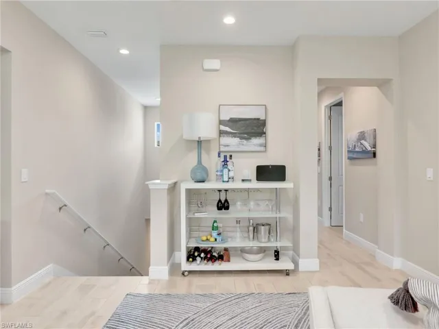 2614  Seychelles  CIR, Naples, FL 34112