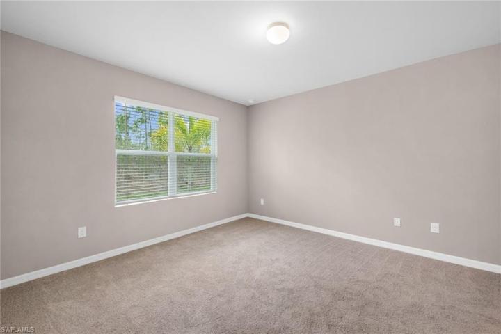 20607  Plumwood  LOOP, North Fort Myers, FL 33917