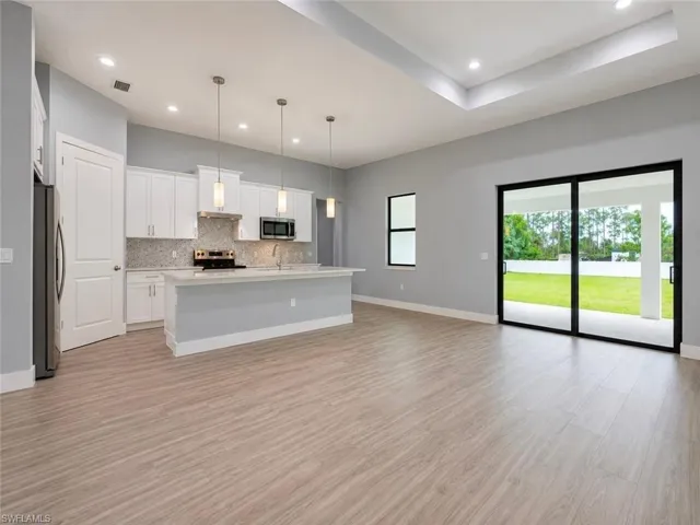 1012 Magnolia Ave, Lehigh Acres, Florida 33972