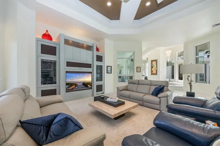 5000 Groveland Ter, Naples, Florida 34119