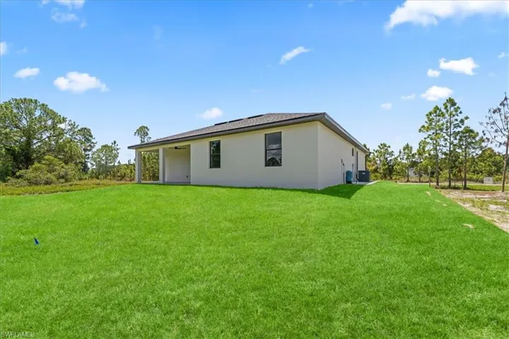 1003 Elgin St, Lehigh Acres, Florida 33974