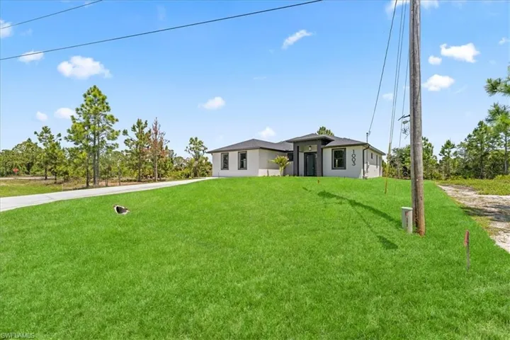 1003 Elgin St, Lehigh Acres, Florida 33974