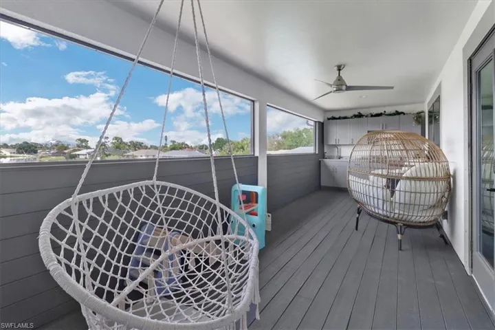 8355 Coral DR, FORT MYERS FL 33967
