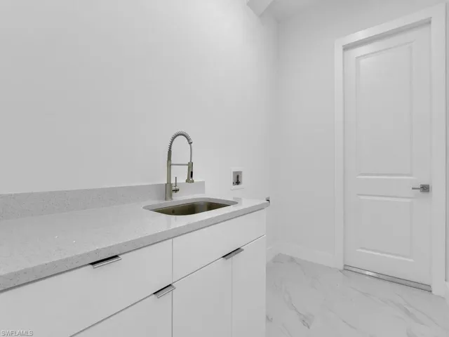 4057  58TH NE AVE, Naples, FL 34120