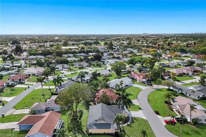 111 Blue Ridge Dr 23, Naples, Florida 34112