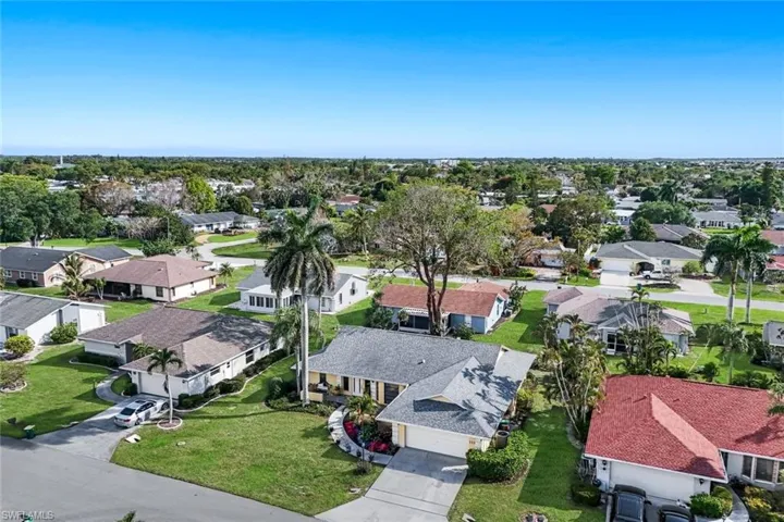 111 Blue Ridge Dr 23, Naples, Florida 34112