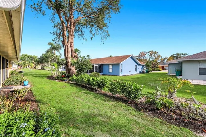 111 Blue Ridge Dr 23, Naples, Florida 34112