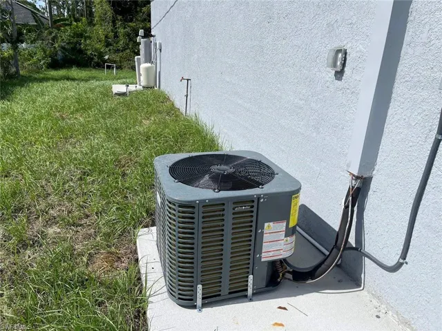 Details with cooling unit